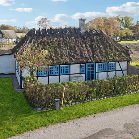 Amazing In With Kitchen Holiday home *