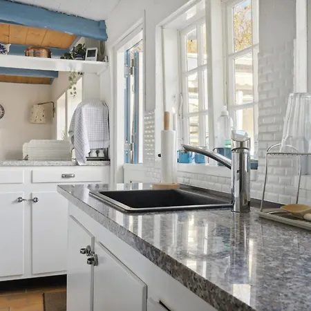 Amazing In With Kitchen