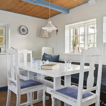 Amazing In With Kitchen *